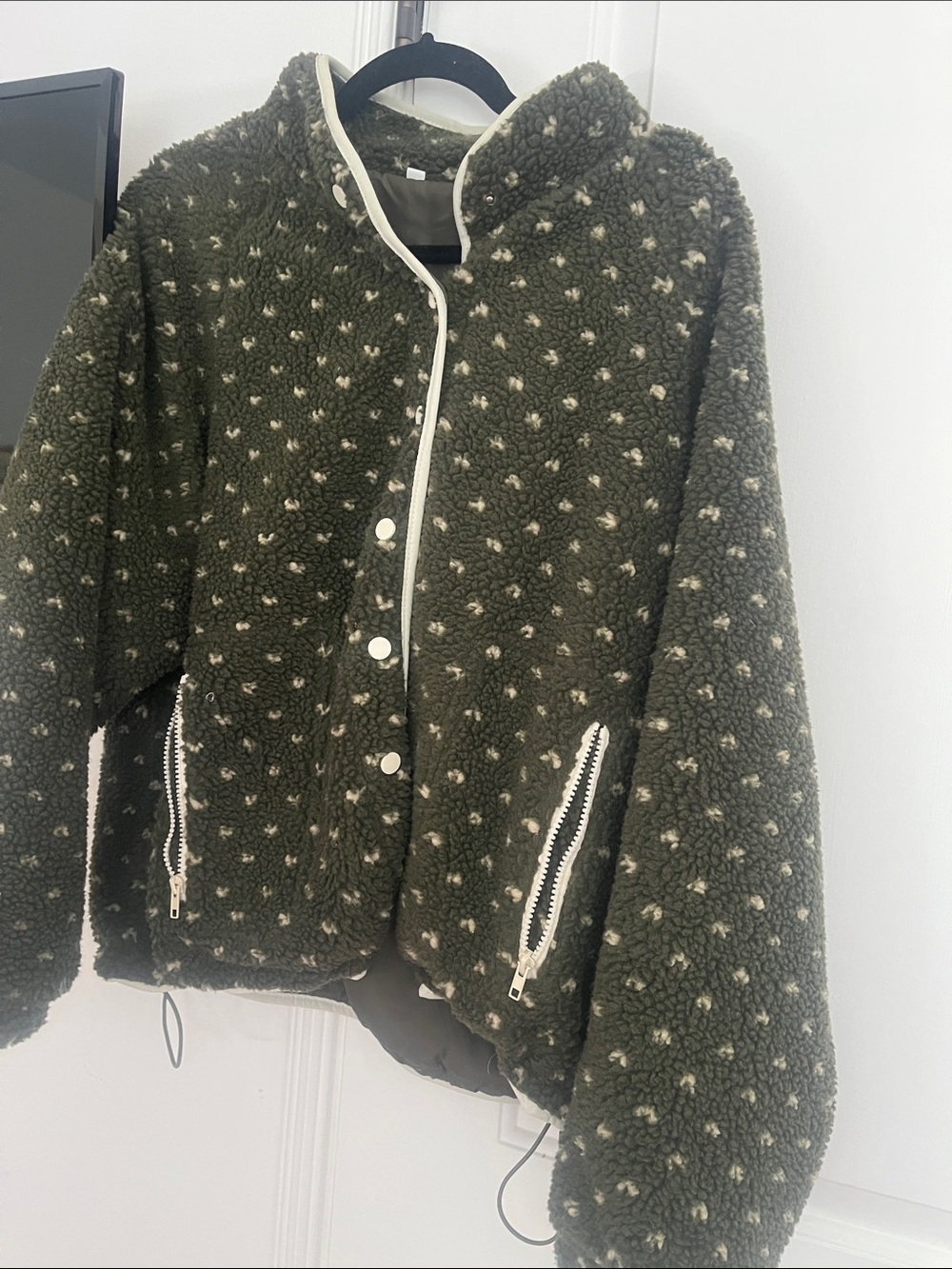 Cozy Olive Sherpa Jacket with Contrast Trim